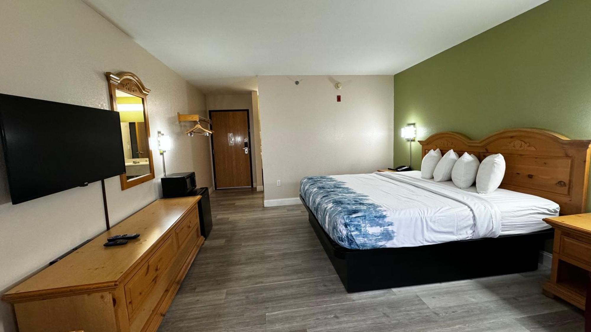 Regency Inn And Suites Stilwell Extérieur photo
