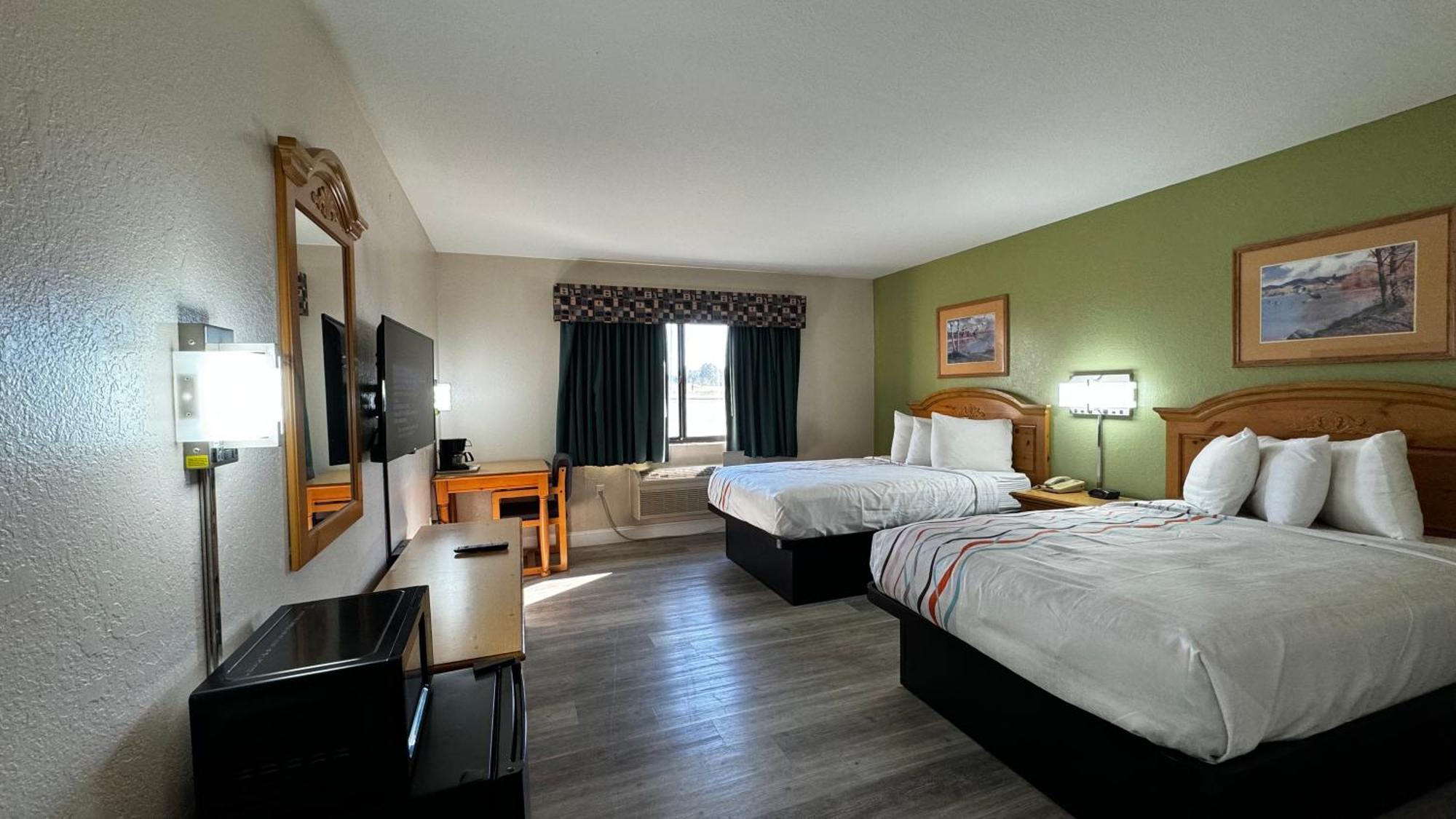 Regency Inn And Suites Stilwell Extérieur photo