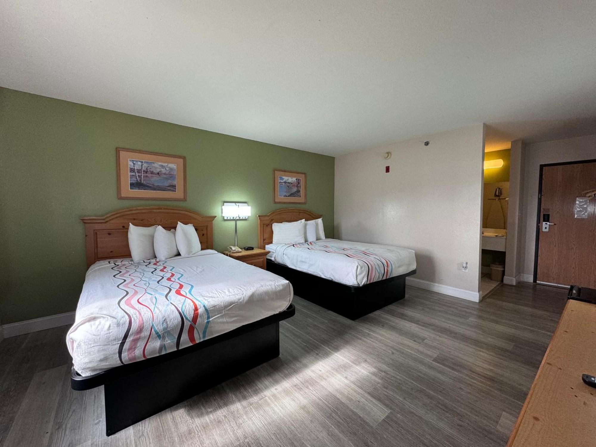 Regency Inn And Suites Stilwell Extérieur photo