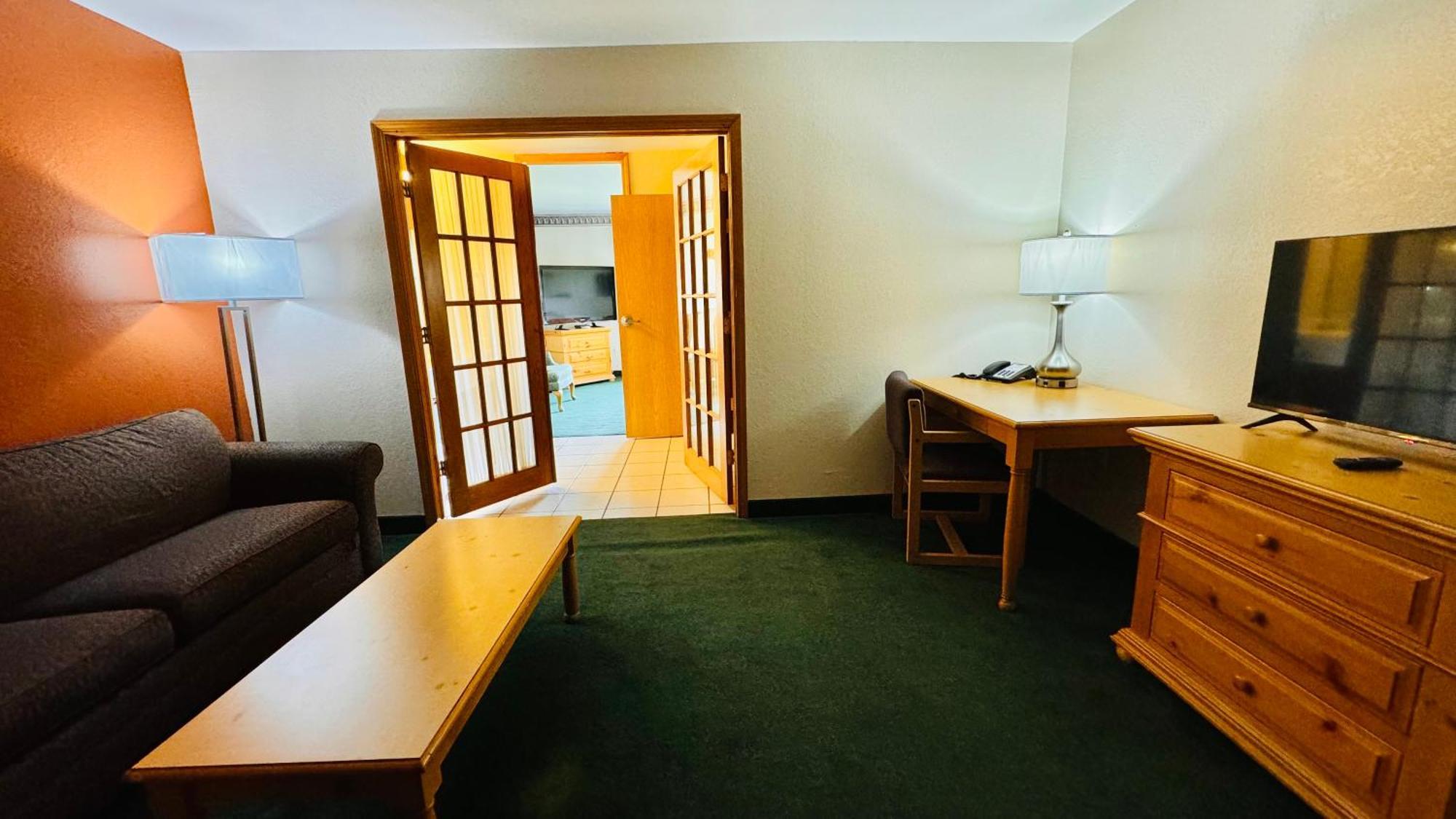 Regency Inn And Suites Stilwell Extérieur photo