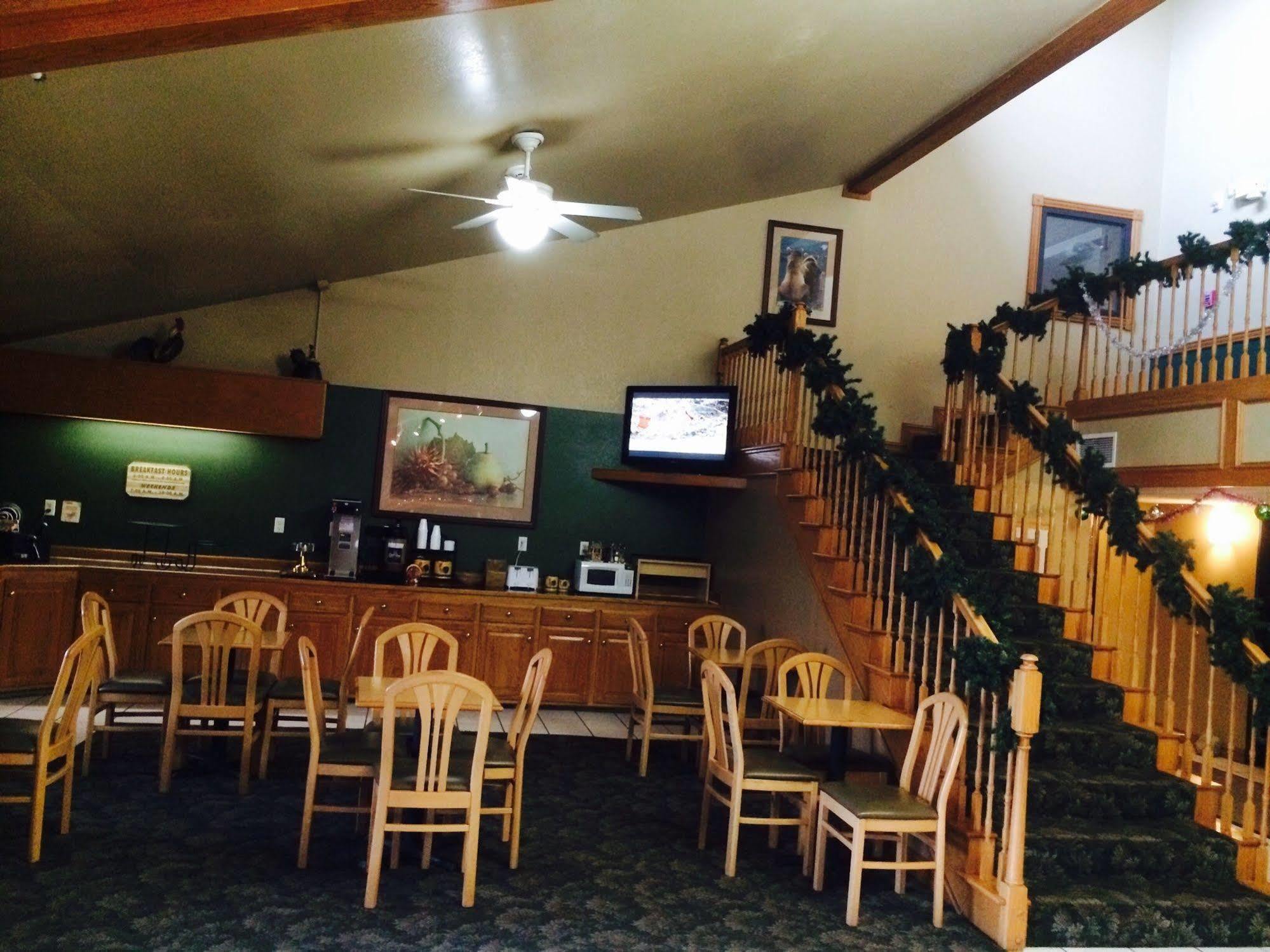 Regency Inn And Suites Stilwell Extérieur photo