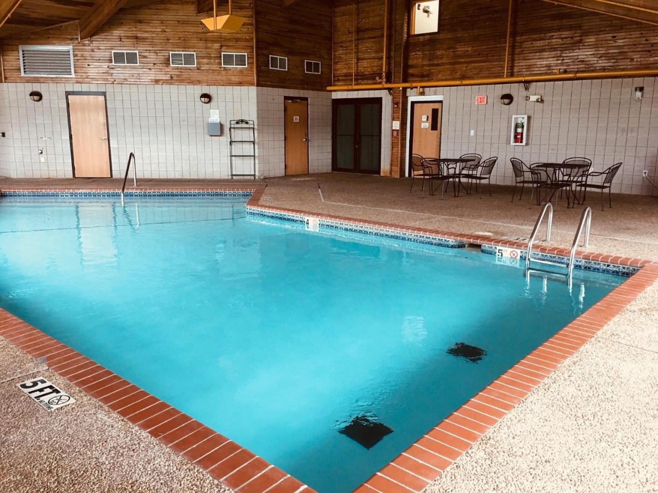 Regency Inn And Suites Stilwell Extérieur photo